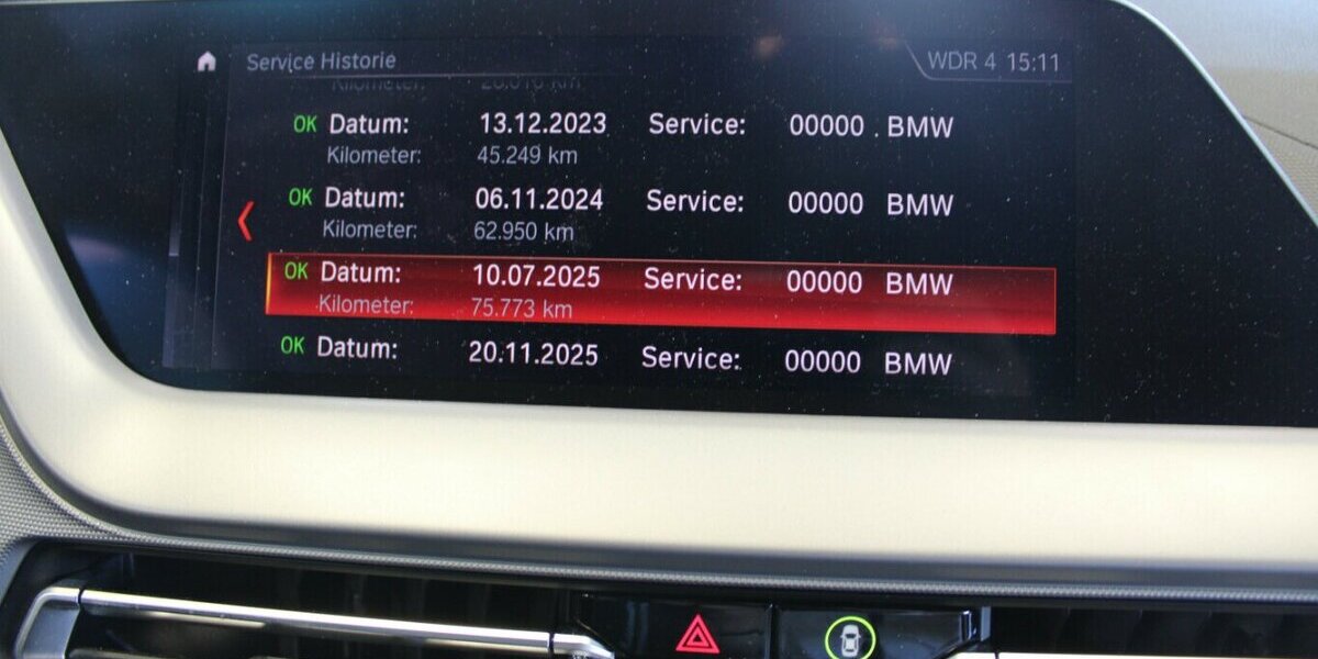 BMW 118 118i Aut. Advantage 88.200 km 18.480 &euro; Euskirchen 53881