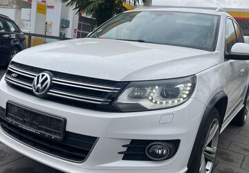 VW Tiguan 261.000 km 10.800 &euro; Bedburg 50181