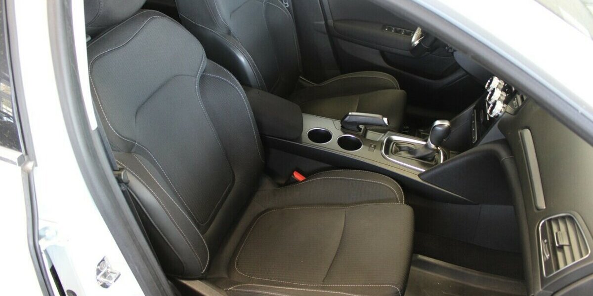 Renault Megane Grandtour TCe 140 GPF EDC Business Edition 107.910 km 12.980 &euro; Euskirchen 53881