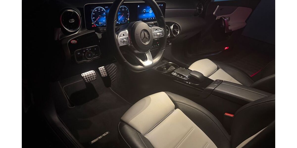 Mercedes-Benz A 180 120.000 km 21.500 &euro; Düren 52351