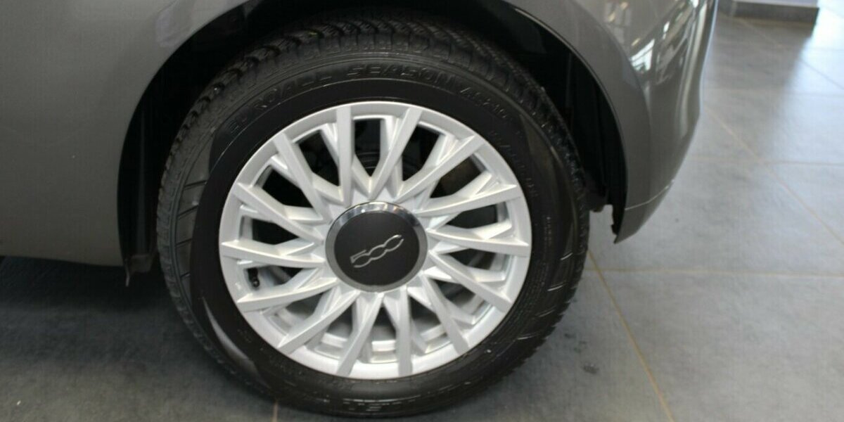 Fiat 500C 1.2 Lounge 24.004 km 11.980 &euro; Euskirchen 53881