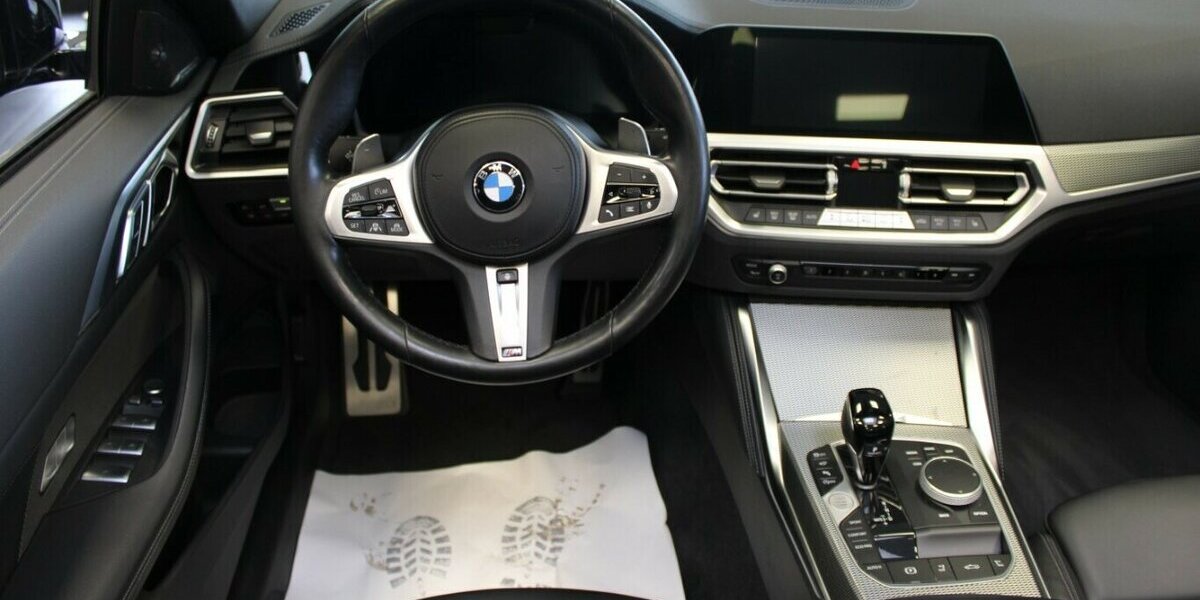 BMW 420i Cabrio - M SPORT - 47.470 km 39.980 &euro; Euskirchen 53881