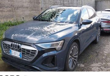 Audi Q8 32.055 km 57.920 &euro; Aachen 52078