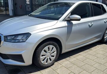 Skoda Fabia 104.000 km 14.880 &euro; Düren 52351