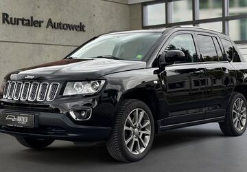 Jeep Compass 88.000 km 13.499 &euro; Jülich 52428