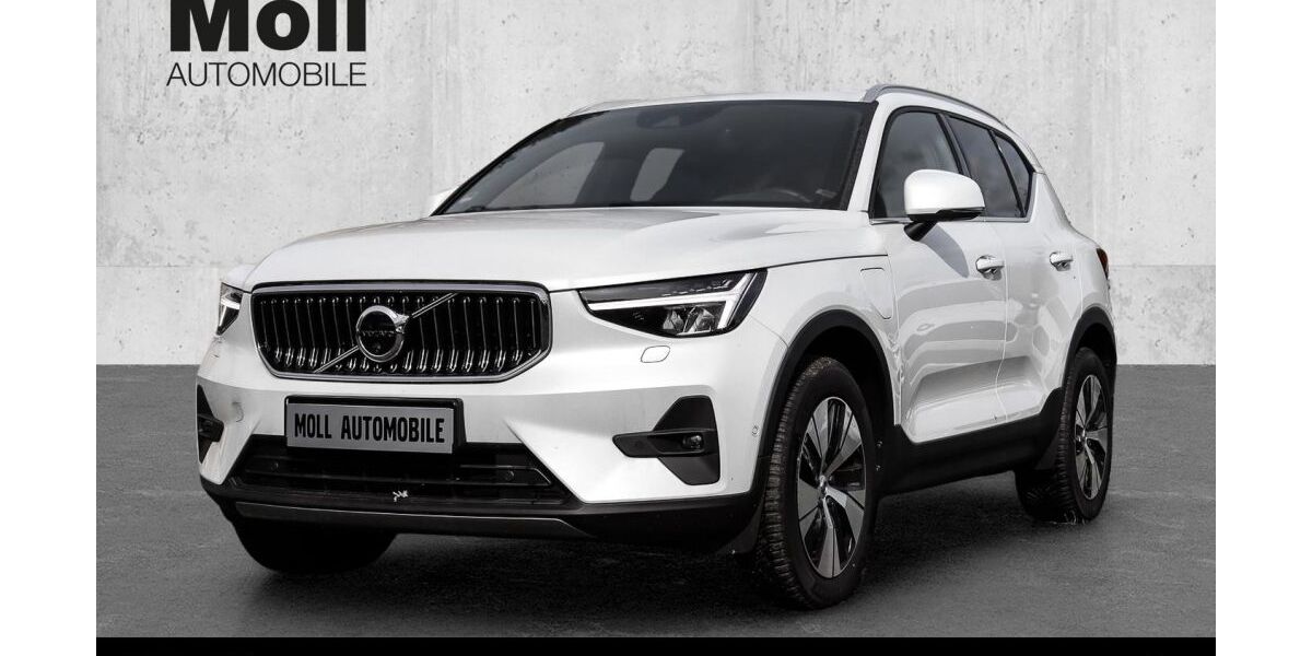 Volvo XC40 5.923 km 32.480 &euro; Aachen 52078