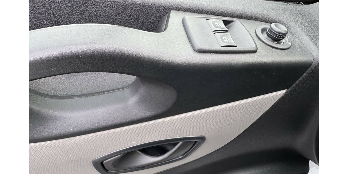 Renault Trafic L2H1 Sth Regale/Schraubst EU6 GARANTIE 85.000 km 16.500 &euro; Erftstadt 50374