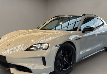 Porsche Taycan 5.500 km 107.400 &euro; Aachen 52068