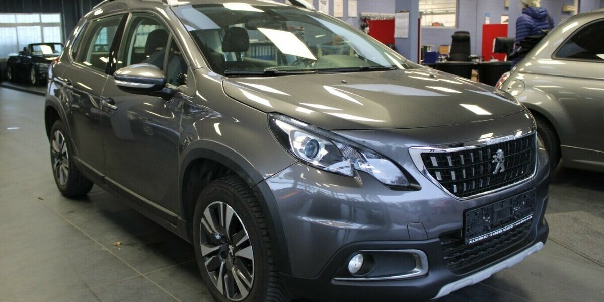 Peugeot 2008 PureTech 110 Allure 103.900 km 9.980 &euro; Euskirchen 53881