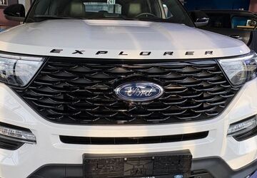 Ford Explorer 2.500 km 64.900 &euro; Frechen 50226