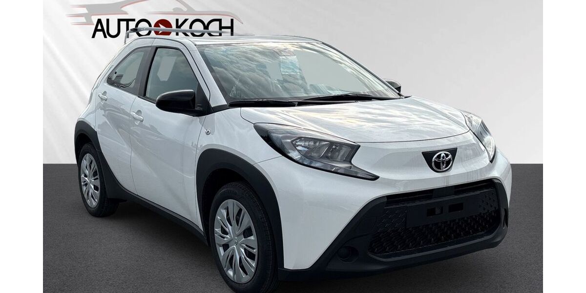 Toyota Aygo (X) 2.500 km 14.994 &euro; Eschweiler 52249