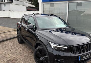 Volvo XC40 26.614 km 35.900 &euro; Düren 52351