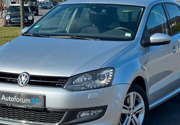 VW Polo 91.000 km 9.899 &euro; Jülich 52428