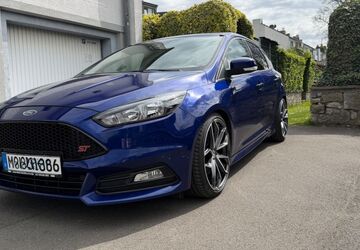 Ford Focus 84.000 km 18.500 &euro; Aachen 52076