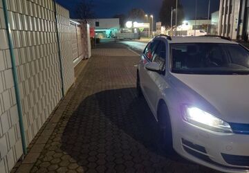 VW Golf 168.000 km 13.200 &euro; Duren 52349