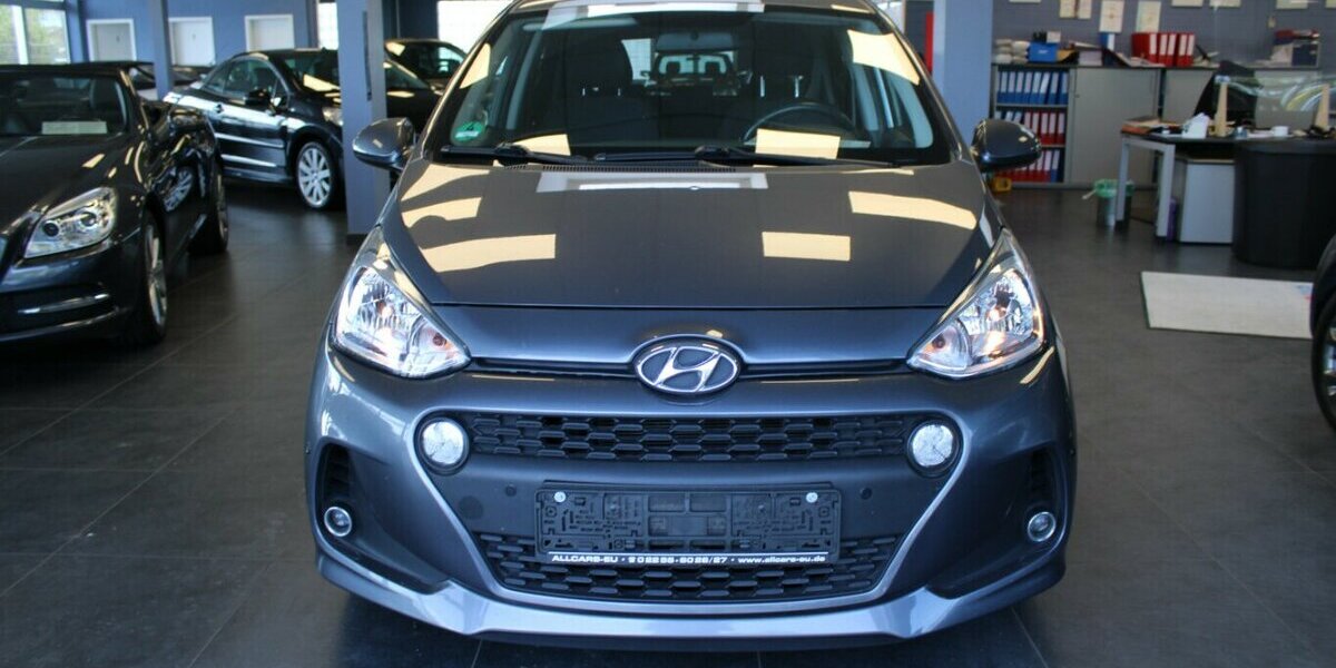 Hyundai i10 1.0 Aut. - 5-Türig - Klima - 59.945 km 9.980 &euro; Euskirchen 53881